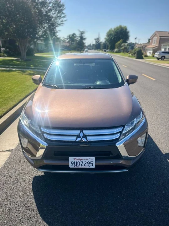 2019 Mitsubishi Eclipse Cross - Image 3 of 24