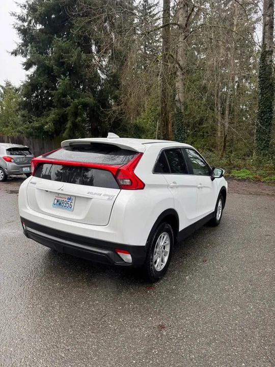 2019 Mitsubishi Eclipse Cross - Image 4 of 13