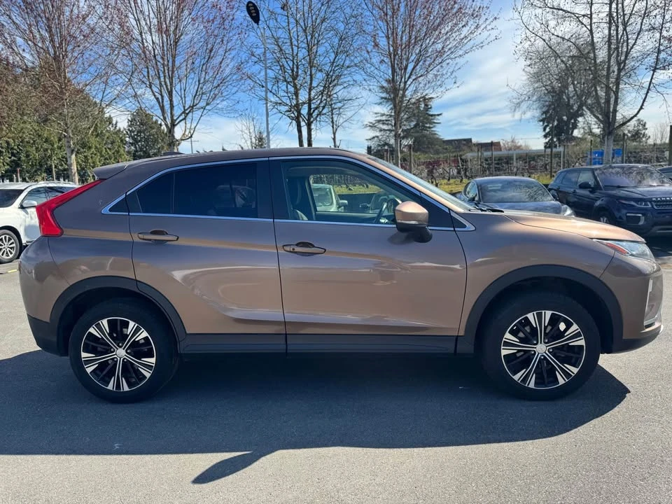 2019 Mitsubishi Eclipse Cross - Image 4 of 15