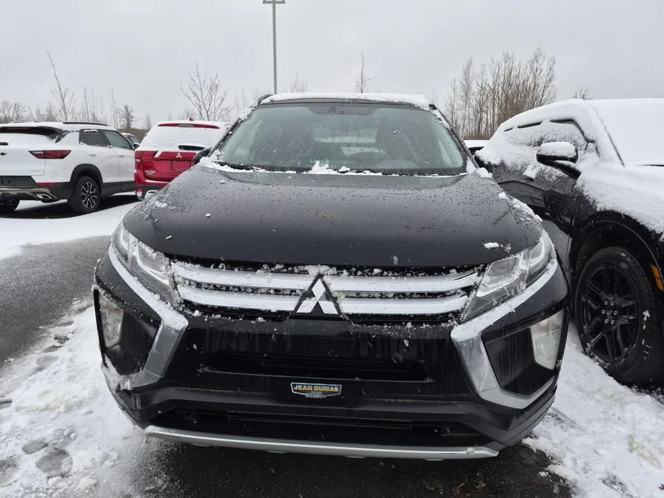 2019 Mitsubishi Eclipse Cross - Image 2 of 14