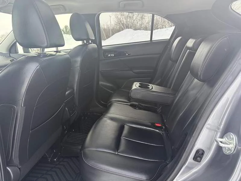 2019 Mitsubishi Eclipse Cross - Image 17 of 20