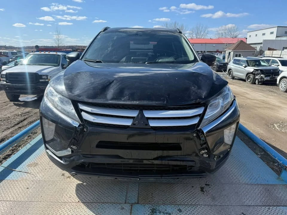 2019 Mitsubishi Eclipse Cross - Image 2 of 12