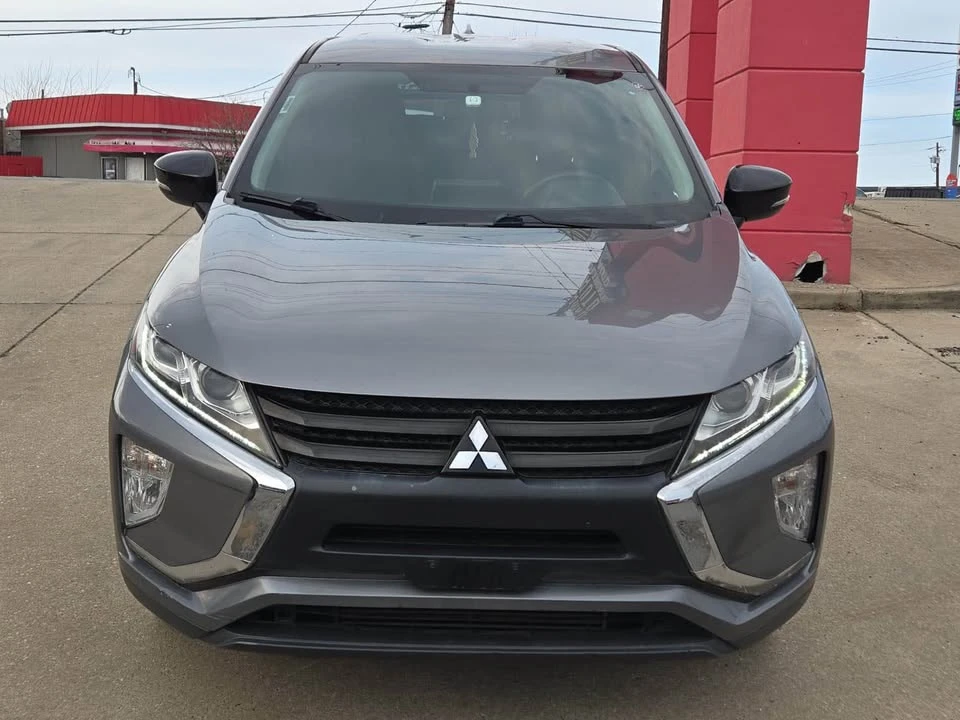 2019 Mitsubishi Eclipse Cross - Image 4 of 15