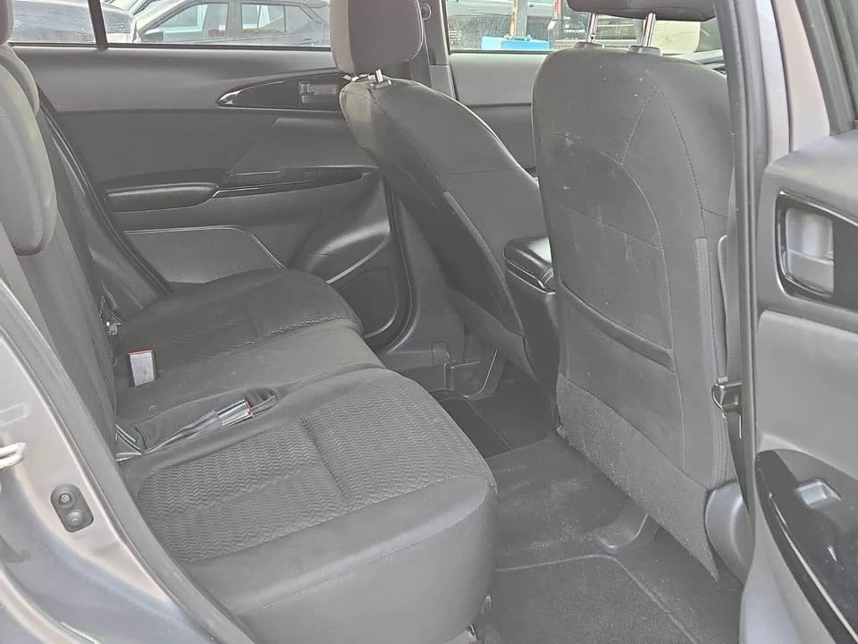 2019 Mitsubishi Eclipse Cross - Image 11 of 15