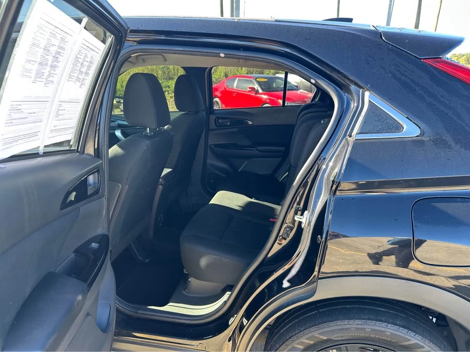 2019 Mitsubishi Eclipse Cross - Image 6 of 10