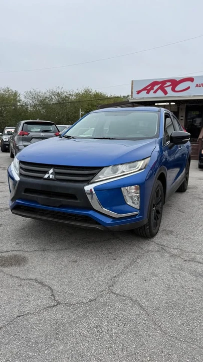 2019 Mitsubishi Eclipse Cross - Image 3 of 15