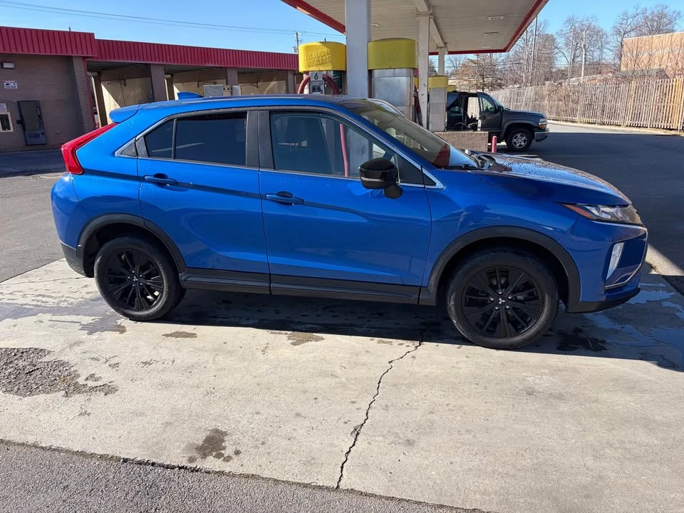 2019 Mitsubishi Eclipse Cross - Image 3 of 9