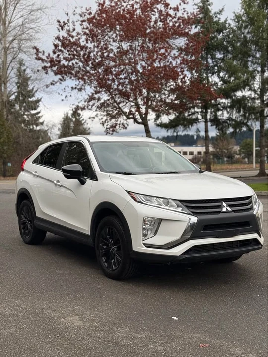 2019 Mitsubishi Eclipse Cross - Image 3 of 20