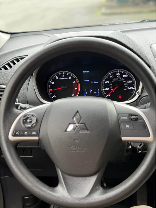 2019 Mitsubishi Eclipse Cross - Image 19 of 20