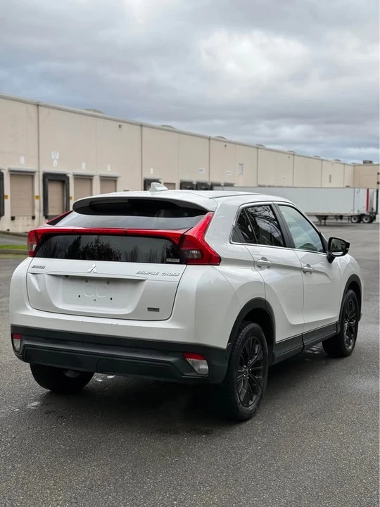 2019 Mitsubishi Eclipse Cross - Image 6 of 20