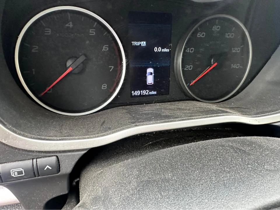 2019 Mitsubishi Eclipse Cross - Image 7 of 12