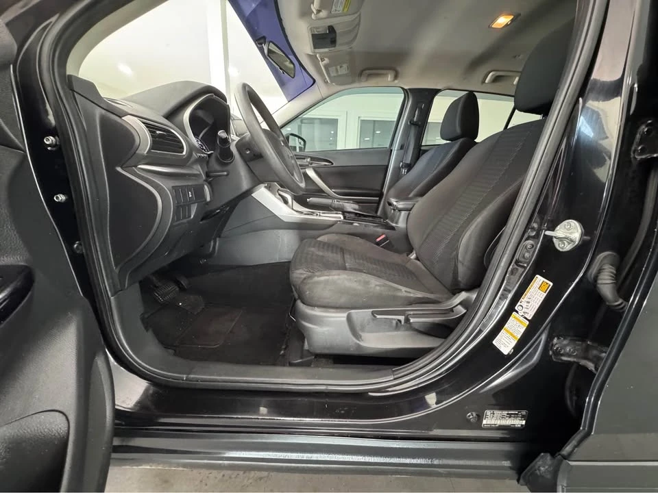 2019 Mitsubishi Eclipse Cross - Image 10 of 19