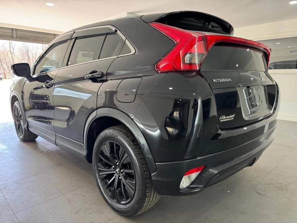 2019 Mitsubishi Eclipse Cross - Image 2 of 19