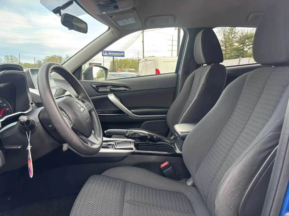 2019 Mitsubishi Eclipse Cross - Image 5 of 12