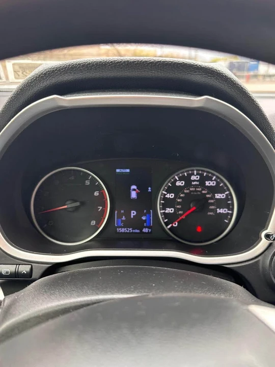 2019 Mitsubishi Eclipse Cross - Image 6 of 7