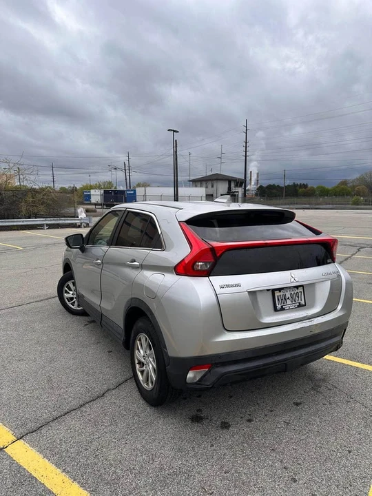 2019 Mitsubishi Eclipse Cross - Image 4 of 7