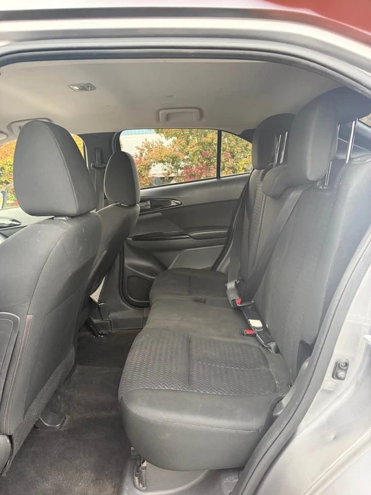 2019 Mitsubishi Eclipse Cross - Image 16 of 17