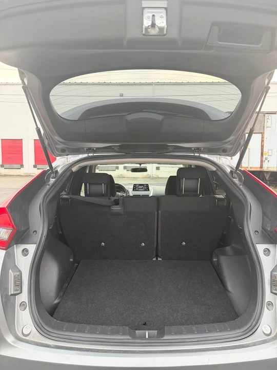 2019 Mitsubishi Eclipse Cross - Image 17 of 17