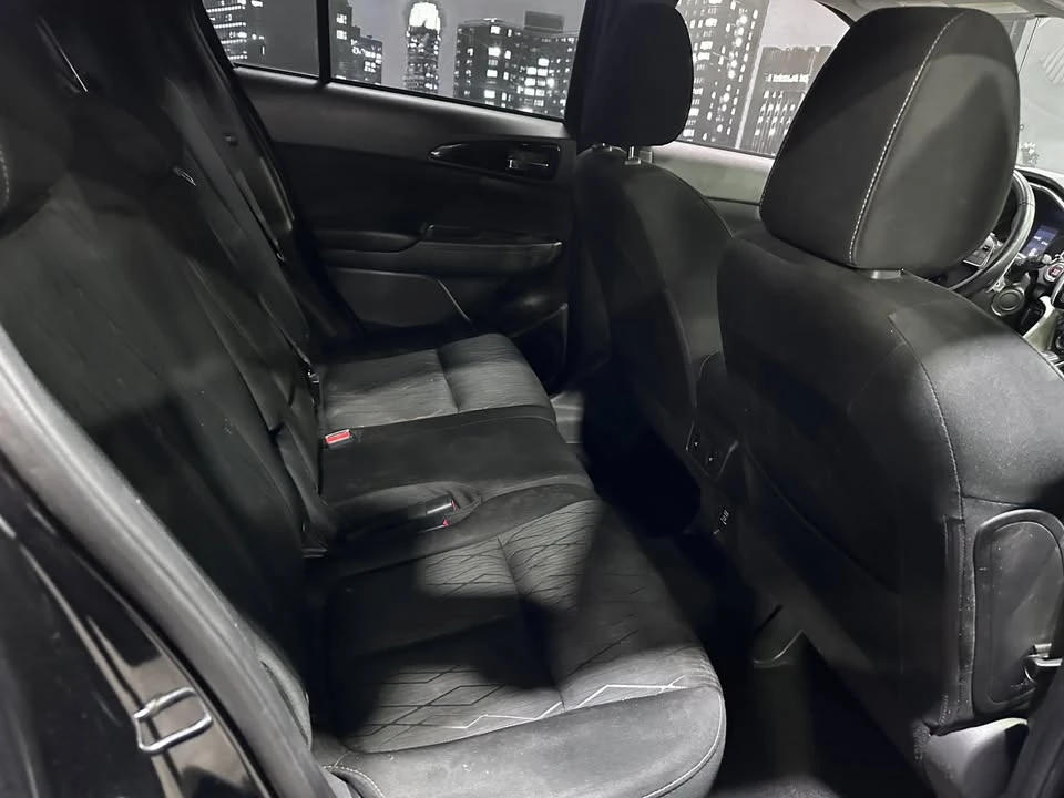 2019 Mitsubishi Eclipse Cross - Image 12 of 17
