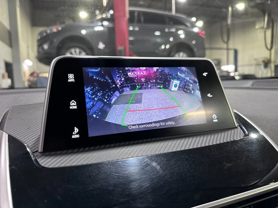 2019 Mitsubishi Eclipse Cross - Image 14 of 17