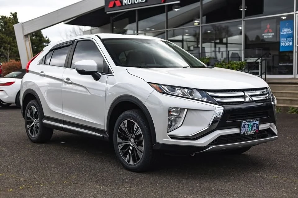 2019 Mitsubishi Eclipse Cross - Image 8 of 20
