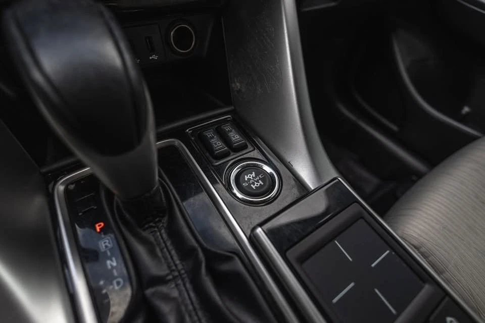 2019 Mitsubishi Eclipse Cross - Image 20 of 20