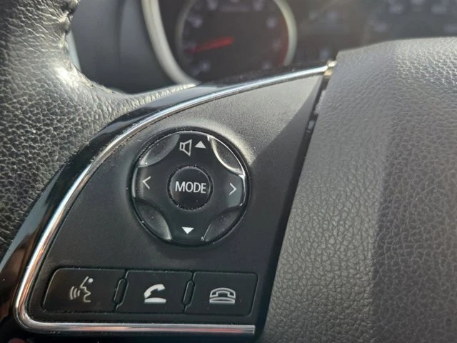 2019 Mitsubishi Eclipse Cross - Image 4 of 19