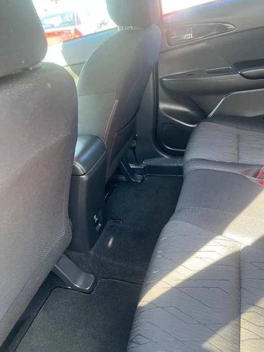 2019 Mitsubishi Eclipse Cross - Image 15 of 20