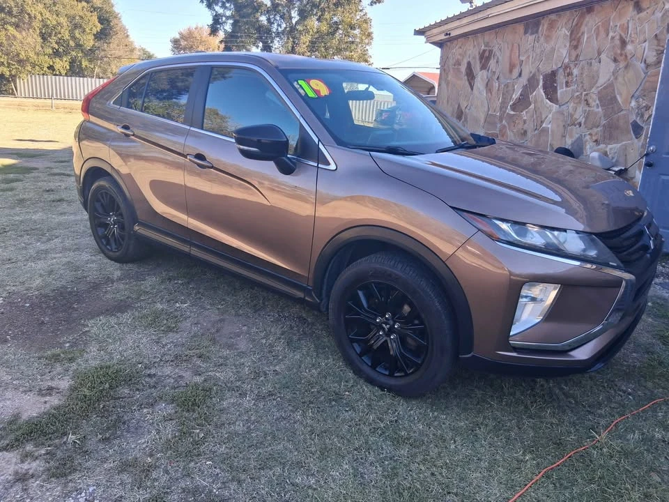 2019 Mitsubishi Eclipse Cross - Image 2 of 6