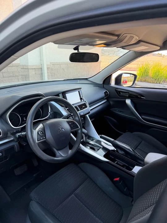 2019 Mitsubishi Eclipse Cross - Image 13 of 14