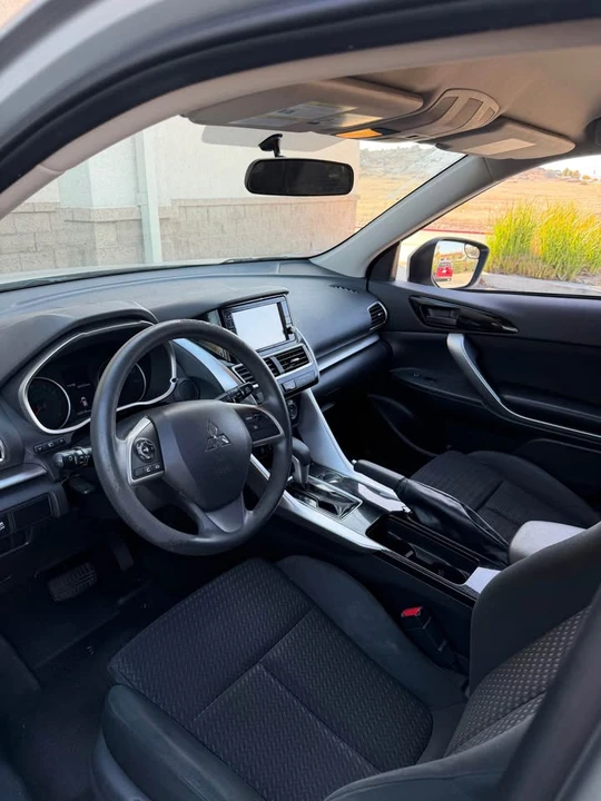 2019 Mitsubishi Eclipse Cross - Image 12 of 14