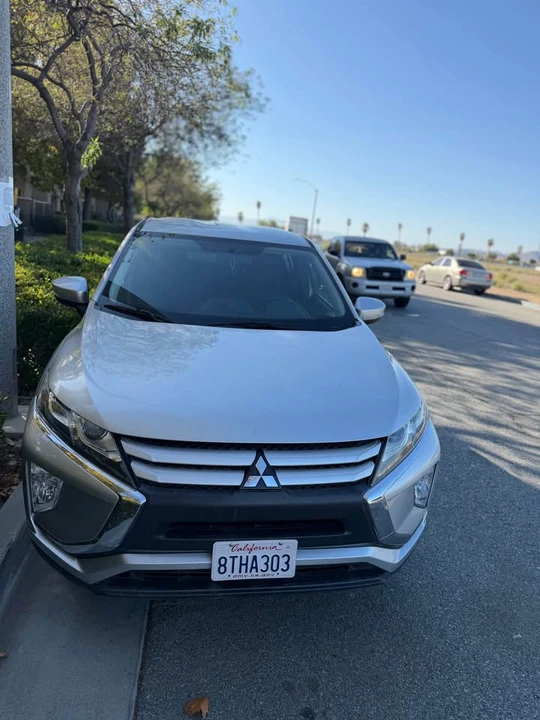 2019 Mitsubishi Eclipse Cross - Image 8 of 14