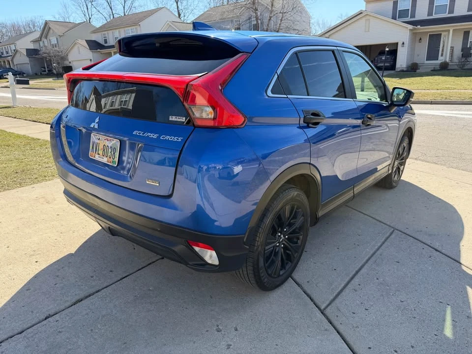 2019 Mitsubishi Eclipse Cross - Image 4 of 19