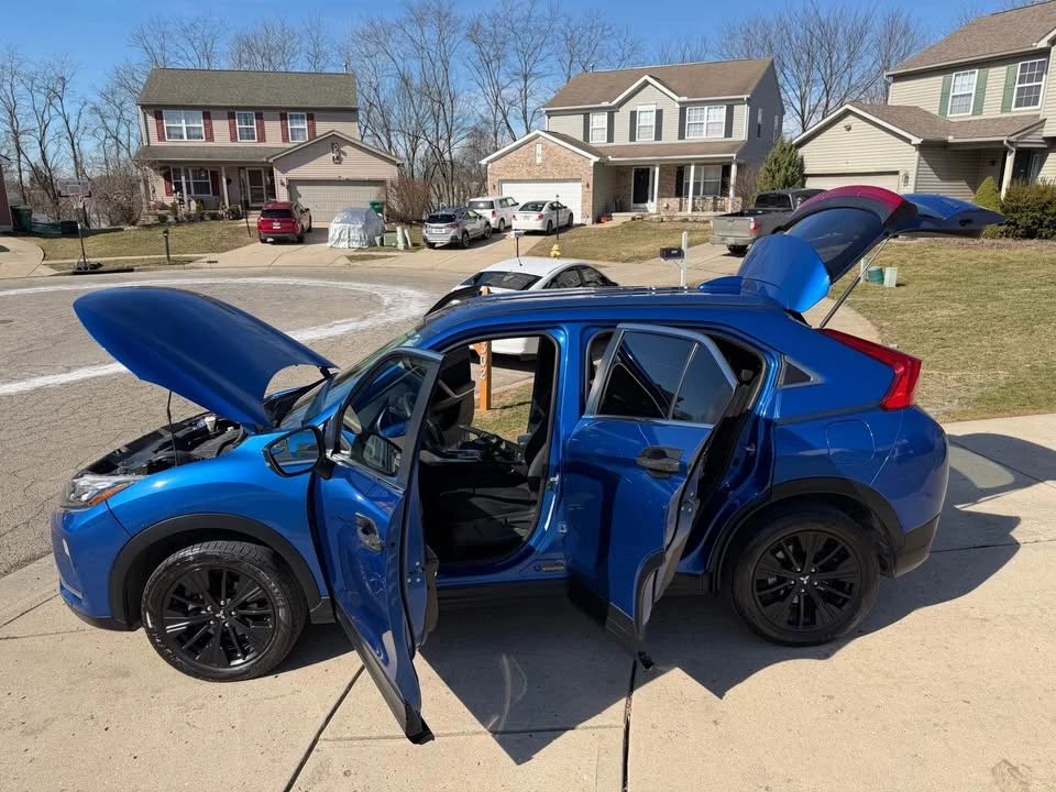 2019 Mitsubishi Eclipse Cross - Image 14 of 19