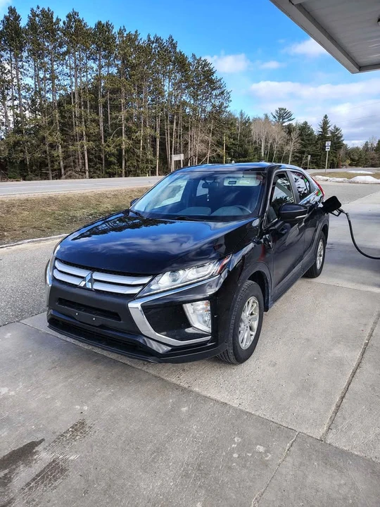 2019 Mitsubishi Eclipse Cross - Image 5 of 19