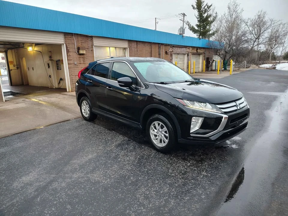 2019 Mitsubishi Eclipse Cross - Image 3 of 19