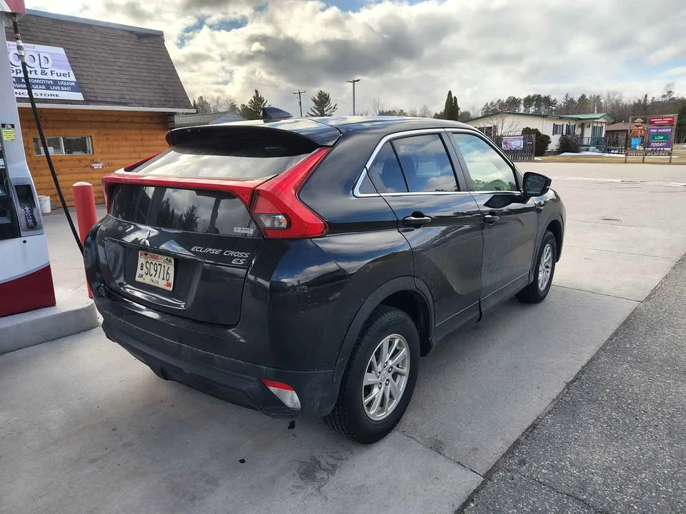 2019 Mitsubishi Eclipse Cross - Image 17 of 19