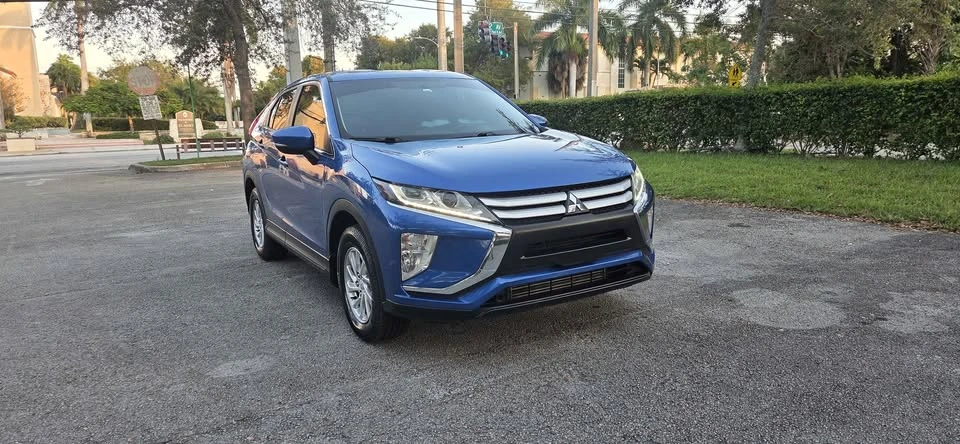 2019 Mitsubishi Eclipse Cross - Image 8 of 15