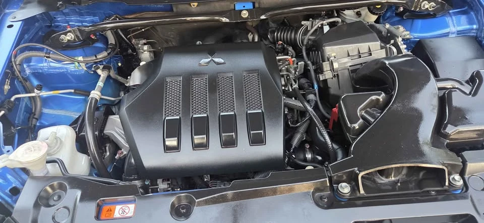2019 Mitsubishi Eclipse Cross - Image 15 of 15