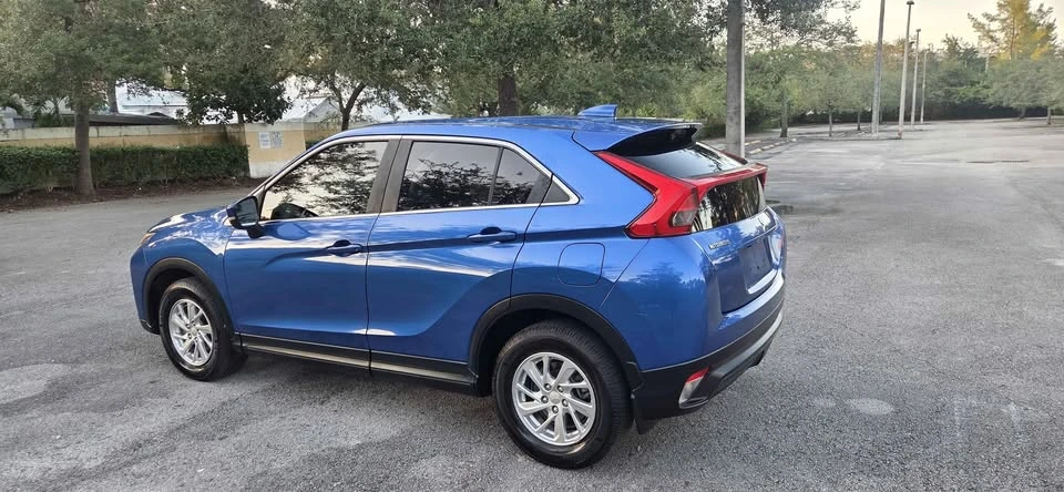 2019 Mitsubishi Eclipse Cross - Image 4 of 15