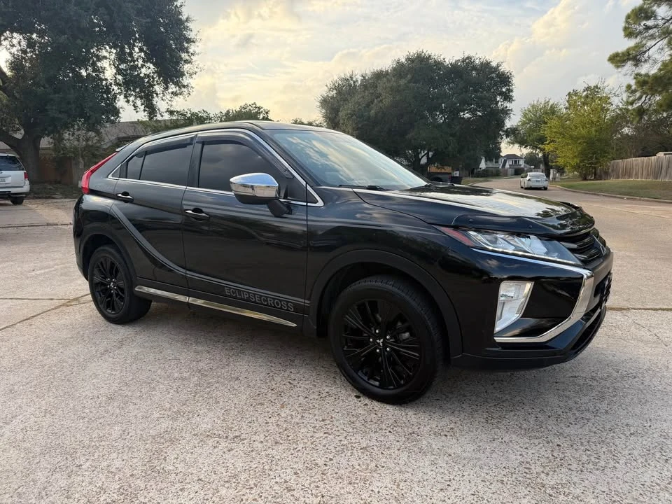 2019 Mitsubishi Eclipse Cross - Image 4 of 16