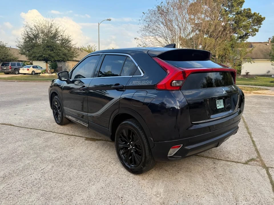 2019 Mitsubishi Eclipse Cross - Image 8 of 16