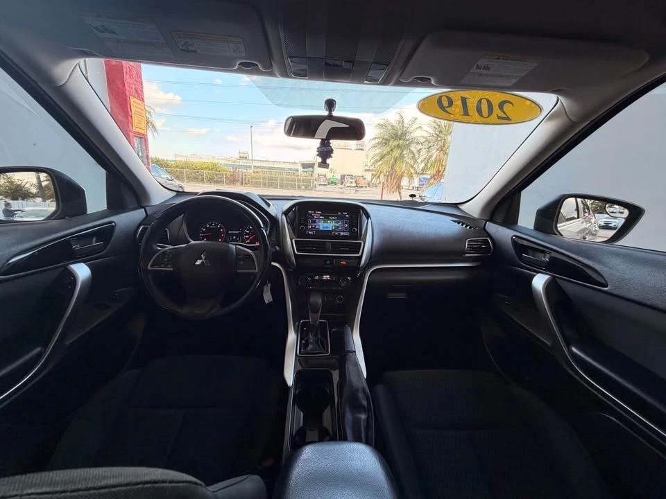 2019 Mitsubishi Eclipse Cross - Image 17 of 20