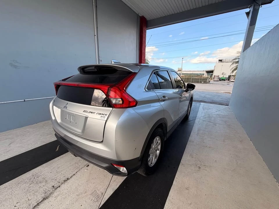 2019 Mitsubishi Eclipse Cross - Image 4 of 20