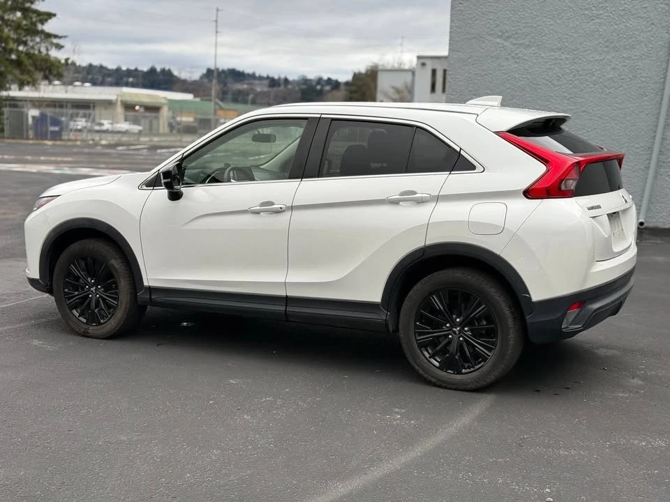 2019 Mitsubishi Eclipse Cross - Image 10 of 19