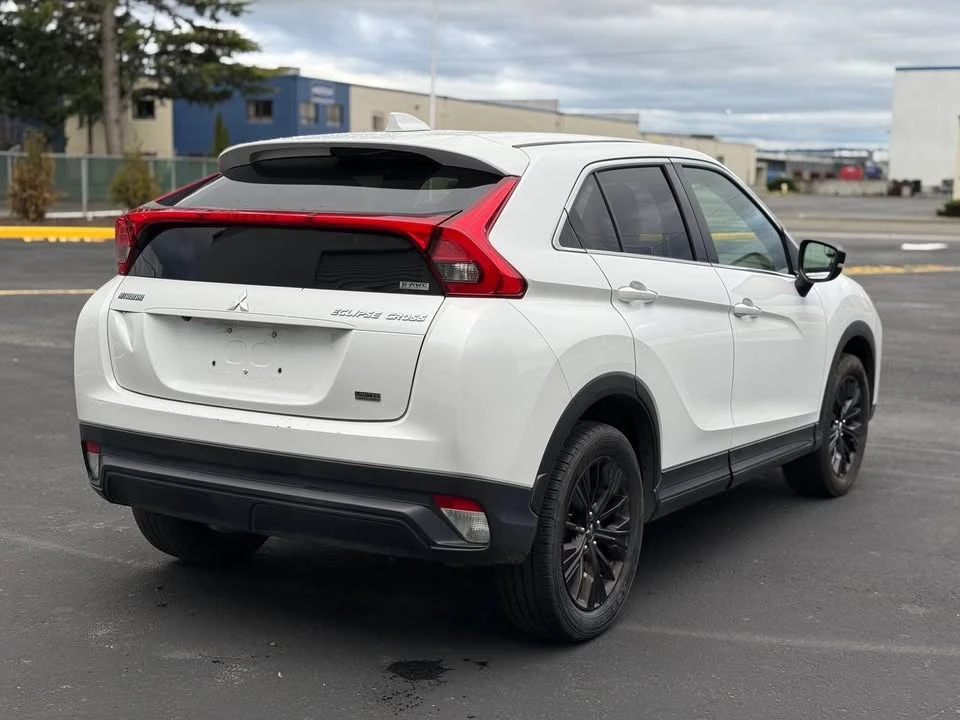 2019 Mitsubishi Eclipse Cross - Image 7 of 19