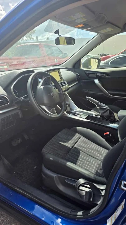 2019 Mitsubishi Eclipse Cross - Image 5 of 7