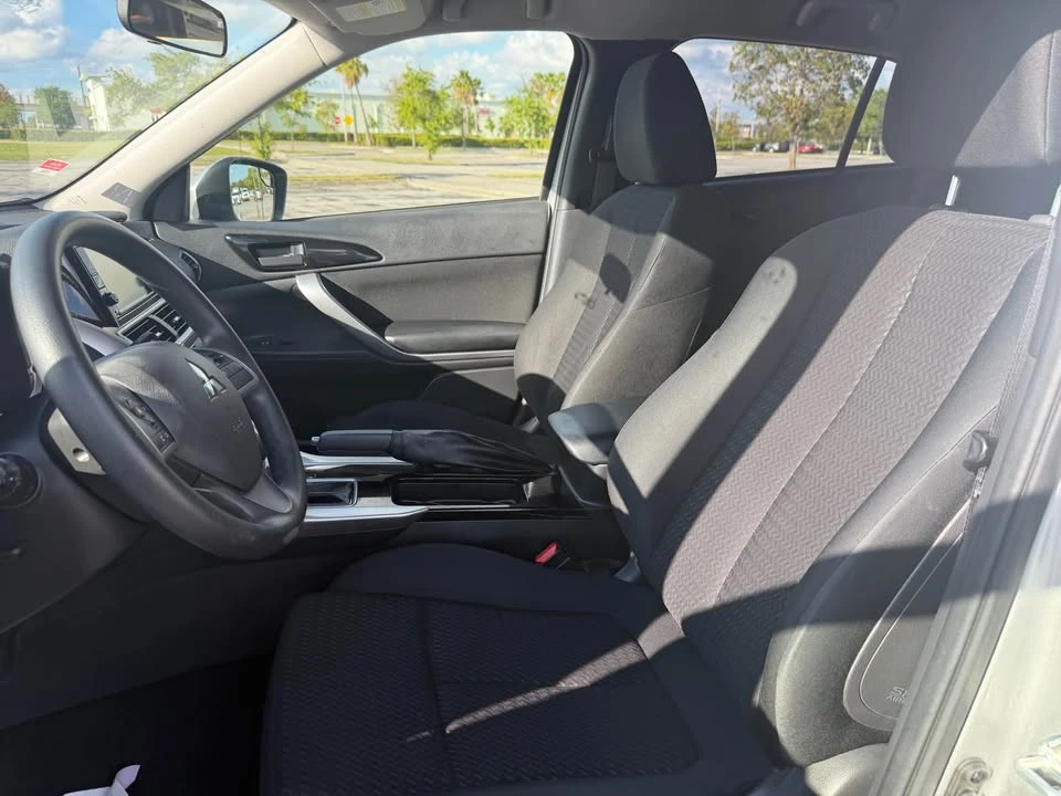 2019 Mitsubishi Eclipse Cross - Image 10 of 10