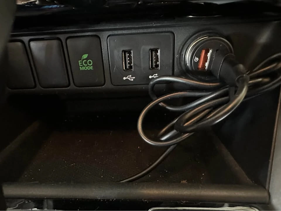 2019 Mitsubishi Eclipse Cross - Image 12 of 16