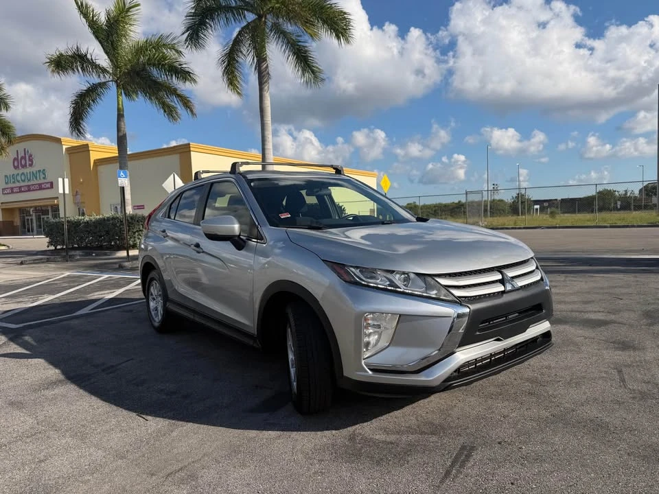 2019 Mitsubishi Eclipse Cross - Image 3 of 10